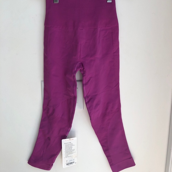 Lululemon Zone in Raspberry Crop - Picture 2 of 3